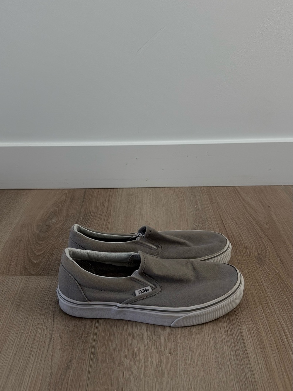 Vans Slip-On Sneakers in Gray